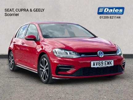 Volkswagen Golf Listing Image
