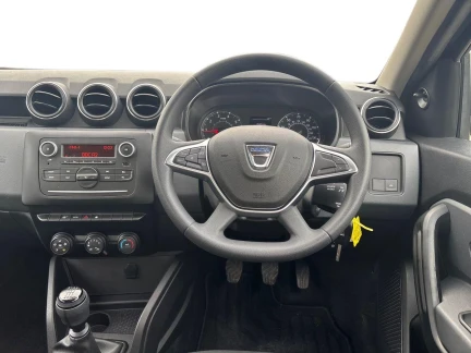 Vehicle Thumbnail 9