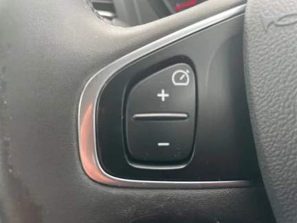 Vehicle Thumbnail 19