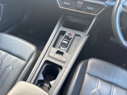 Vehicle Thumbnail 12