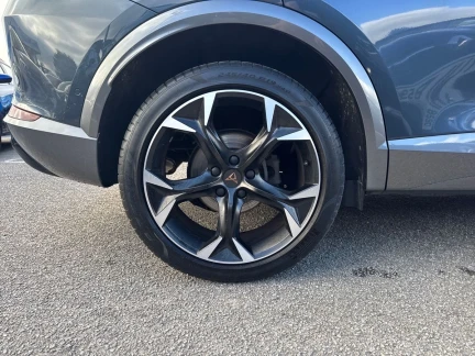 Vehicle Thumbnail 22