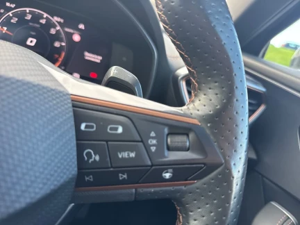 Vehicle Thumbnail 28