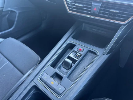 Vehicle Thumbnail 11