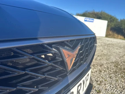 Vehicle Thumbnail 23