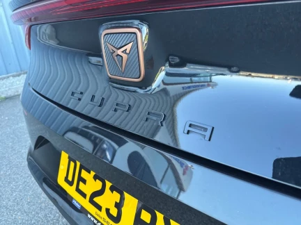 Vehicle Thumbnail 32