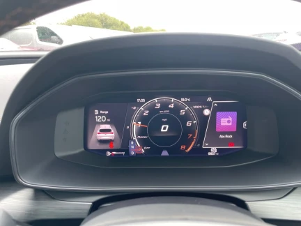 Vehicle Thumbnail 18