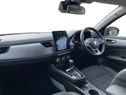 Vehicle Thumbnail 11