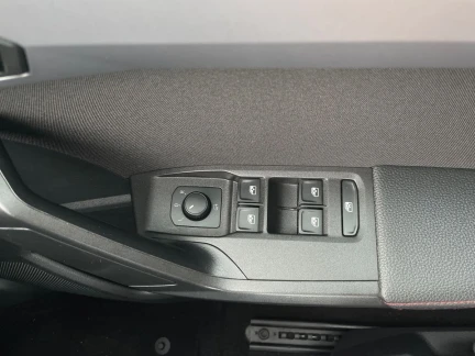 Vehicle Thumbnail 13
