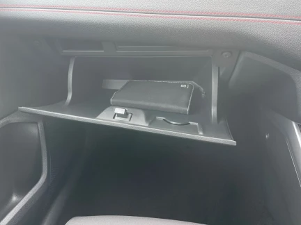 Vehicle Thumbnail 36