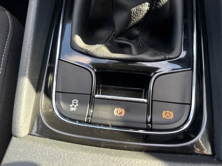 Vehicle Thumbnail 35