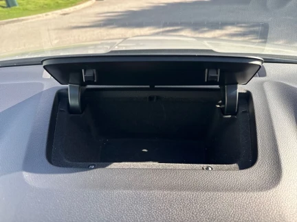Vehicle Thumbnail 40