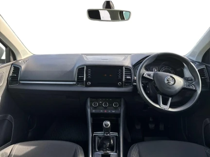 Vehicle Thumbnail 9