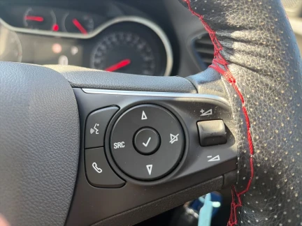 Vehicle Thumbnail 29