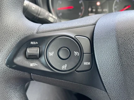 Vehicle Thumbnail 19