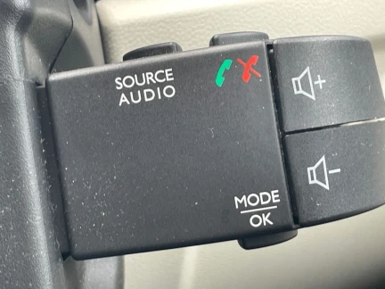 Vehicle Thumbnail 18