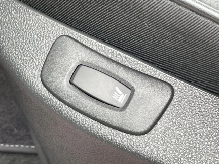 Vehicle Thumbnail 22