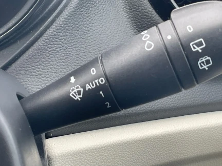 Vehicle Thumbnail 24
