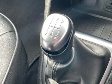 Vehicle Thumbnail 25