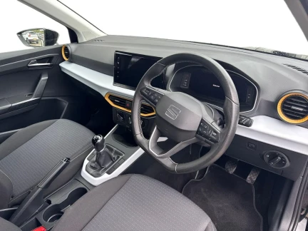 Vehicle Thumbnail 8