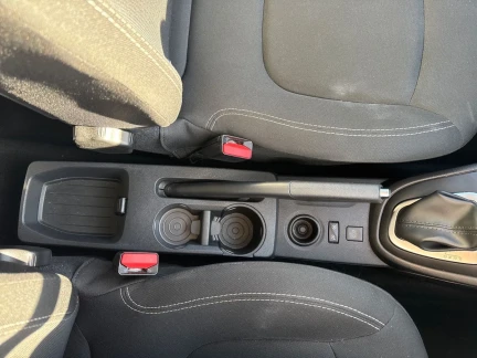 Vehicle Thumbnail 21