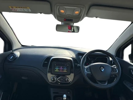 Vehicle Thumbnail 9