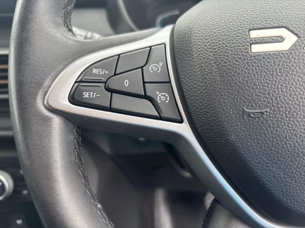 Vehicle Thumbnail 19