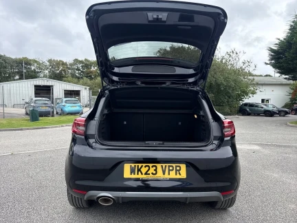 Vehicle Thumbnail 21