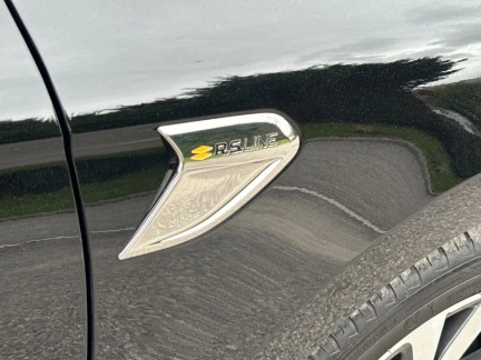 Vehicle Thumbnail 25