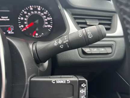 Vehicle Thumbnail 31