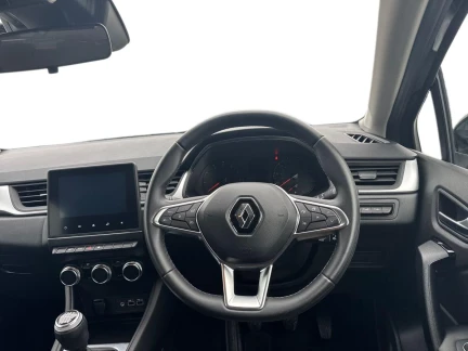 Vehicle Thumbnail 9