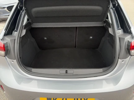 Vehicle Thumbnail 20