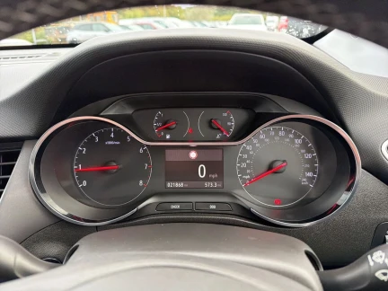 Vehicle Thumbnail 18