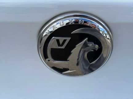 Vehicle Thumbnail 32