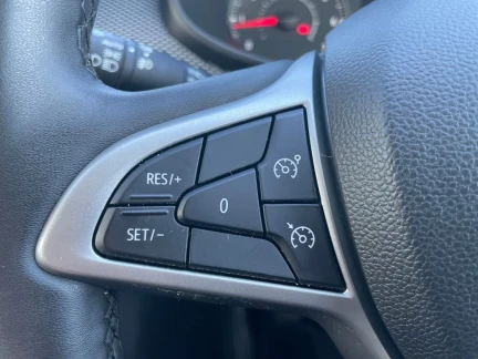 Vehicle Thumbnail 19