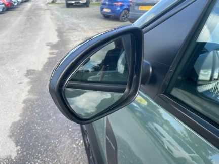 Vehicle Thumbnail 39