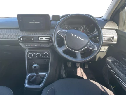 Vehicle Thumbnail 9