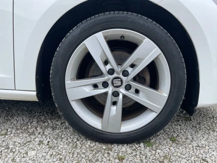 Vehicle Thumbnail 7