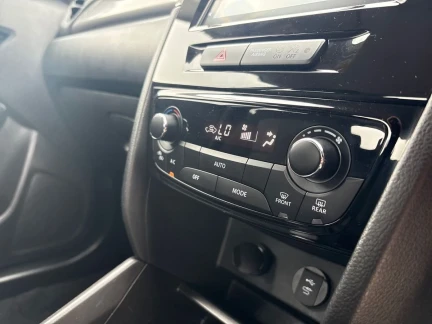 Vehicle Thumbnail 13