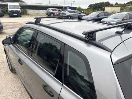 Vehicle Thumbnail 24