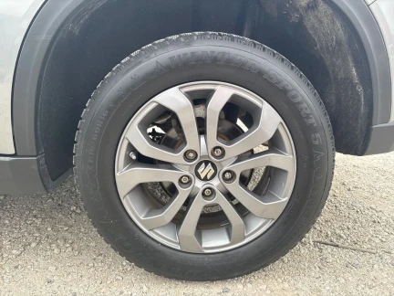 Vehicle Thumbnail 7