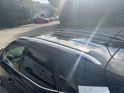 Vehicle Thumbnail 25