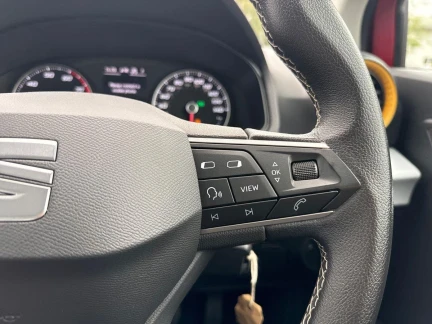 Vehicle Thumbnail 28