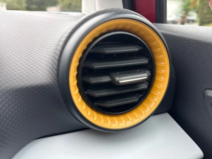Vehicle Thumbnail 29