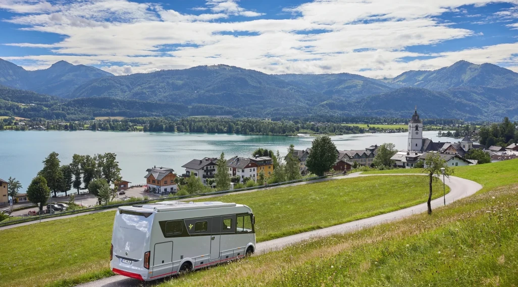 Triple Victory for Niesmann+Bischoff at the 2026 Promobil Readers’ Choice Awards