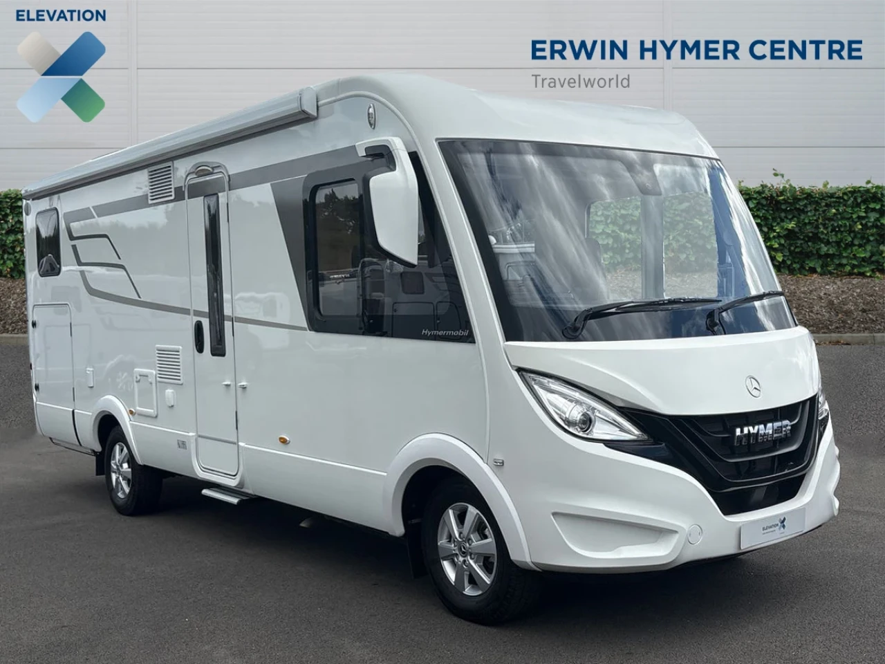 Vehicle Image - 0