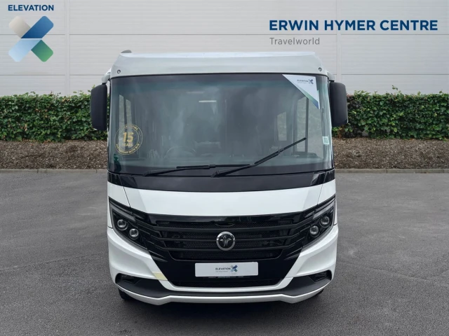 Vehicle Image - 1