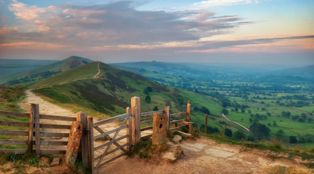 Travelworld Motorhomes Celebrate 40th Anniversary