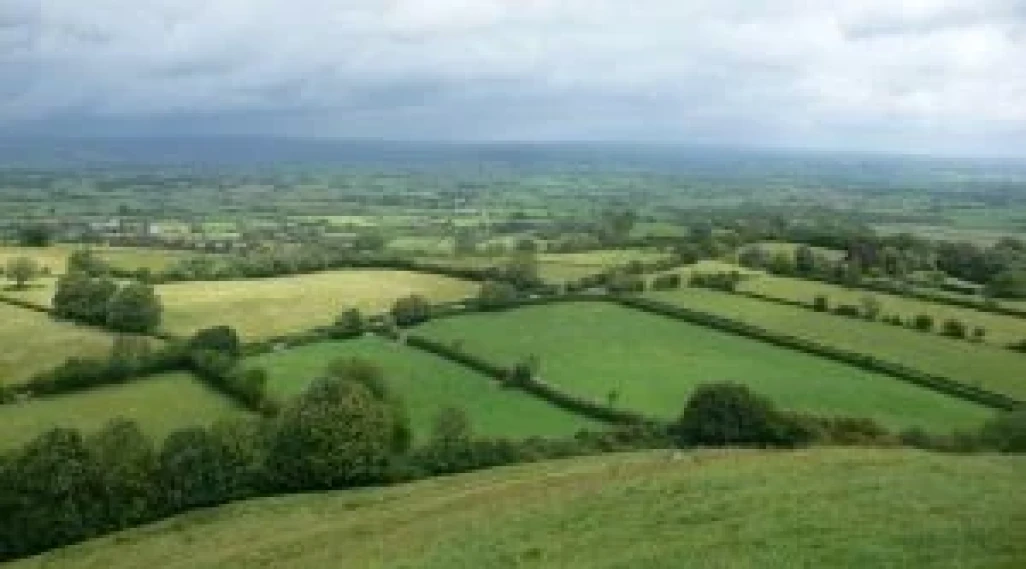 Campsites and Sightseeing Spots in Somerset Cider Country