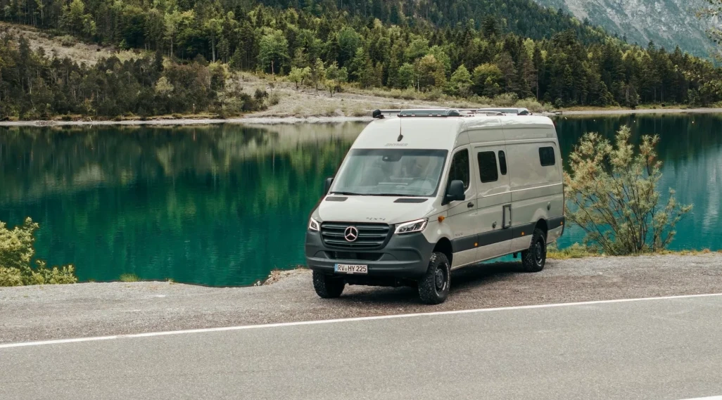HYMER Launches New Grand Canyon S 700