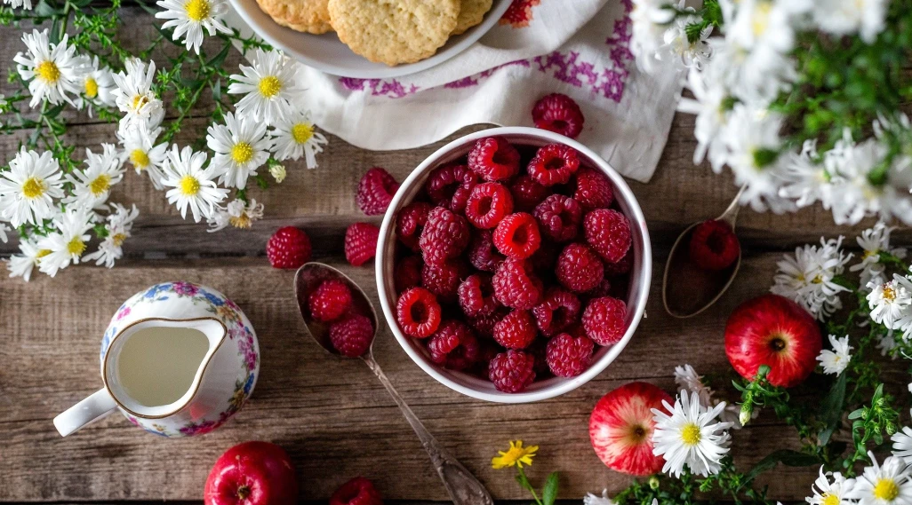 10 local UK delicacies perfect for motorhome meals